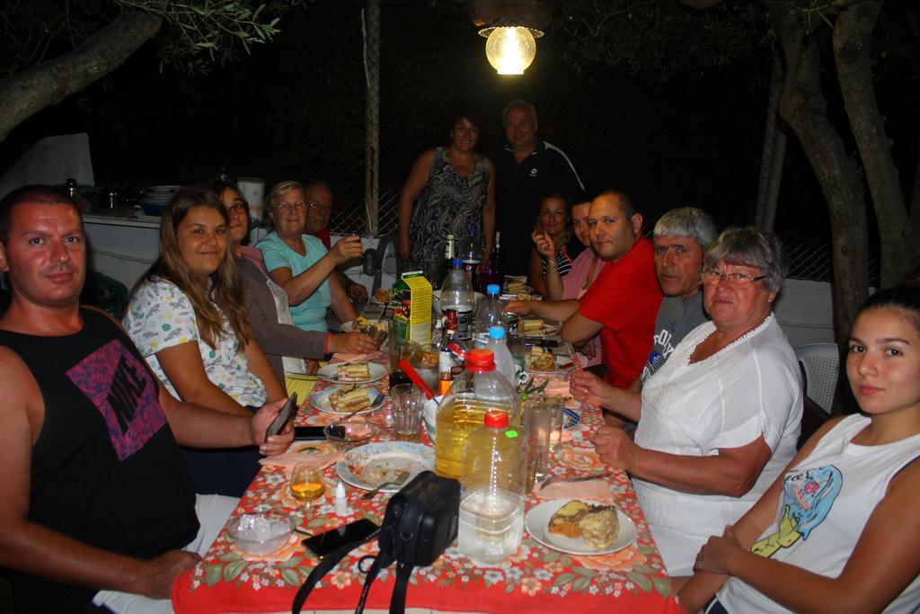 PalaiónTsiflíkion Dimos Bungalows מראה חיצוני תמונה
